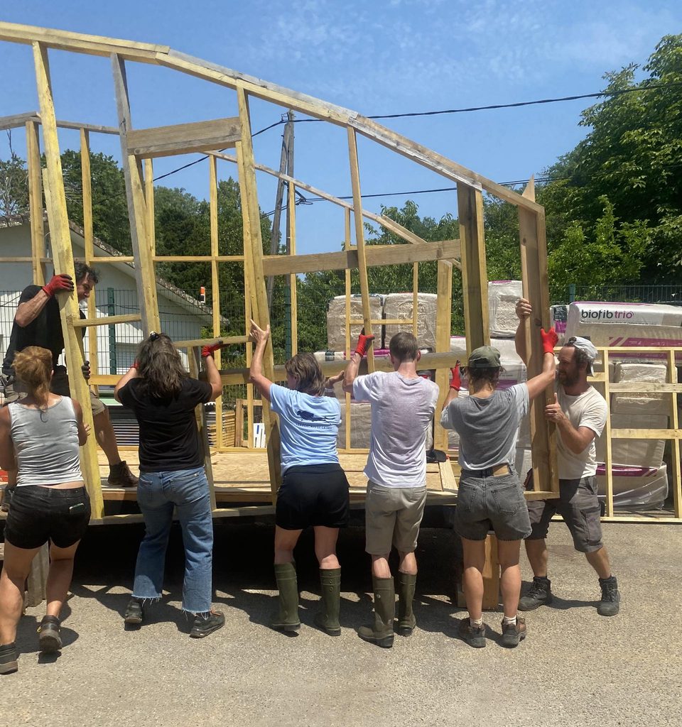 Échoppe mobile Transit, construction légère réversible de bureau en logement